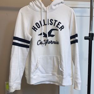 Hollister Hoodie // Size L
